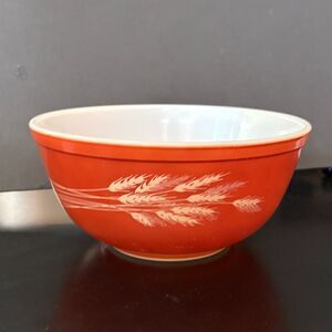 Vintage Pyrex Autumn Harvest Wheat Pattern Mixing Bowl. #403 (2.5-quart)